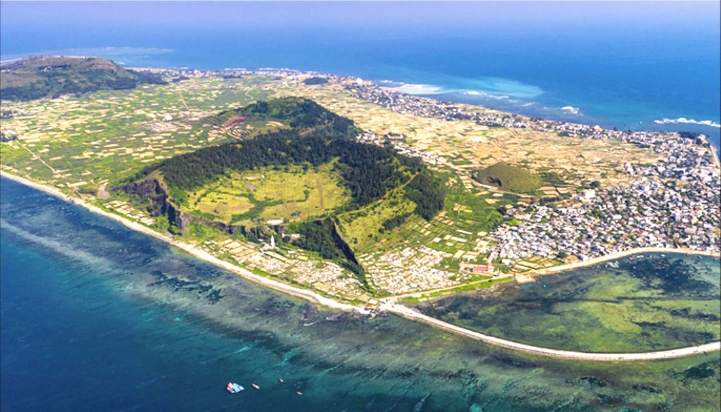 Quảng Ngãi: Đề nghị xây dựng huyện đảo Lý Sơn thành Khu du lịch quốc gia - Hình 1
