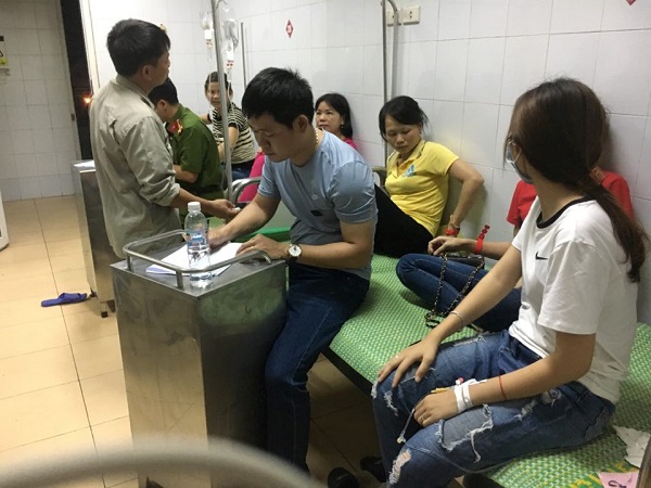 Hải Dương: Hàng chục công nhân nhập viện nghi bị ngộ độc thực phẩm - Hình 2
