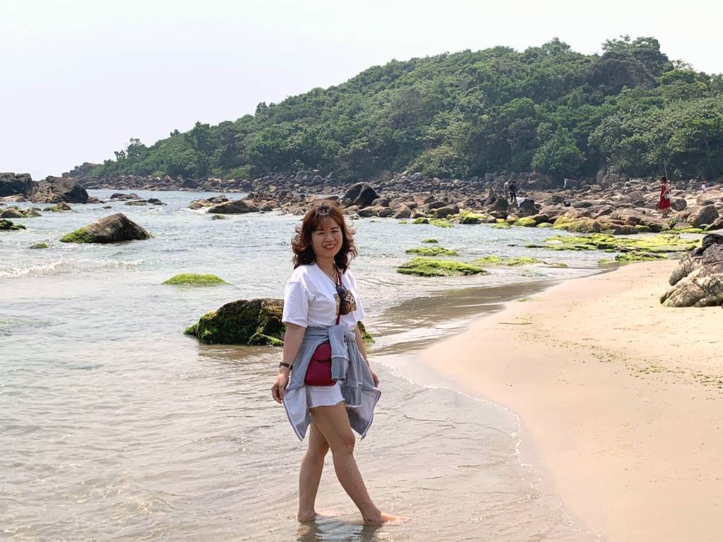 Đà Nẵng: Vẻ đẹp hoang sơ của ghềnh đá Nam Ô