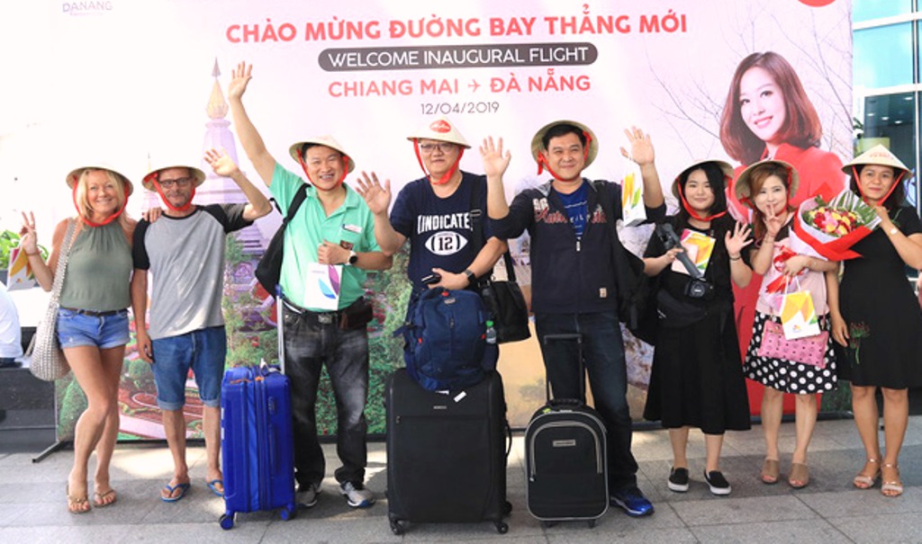 Đà Nẵng: Chào đón chuyến bay AirAsia đầu tiên từ Chiang Mai - Hình 1