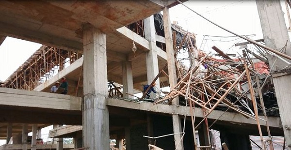 Sập giàn giáo Dự án dịch vụ việc làm Đắk Lắk, 8 người bị thương