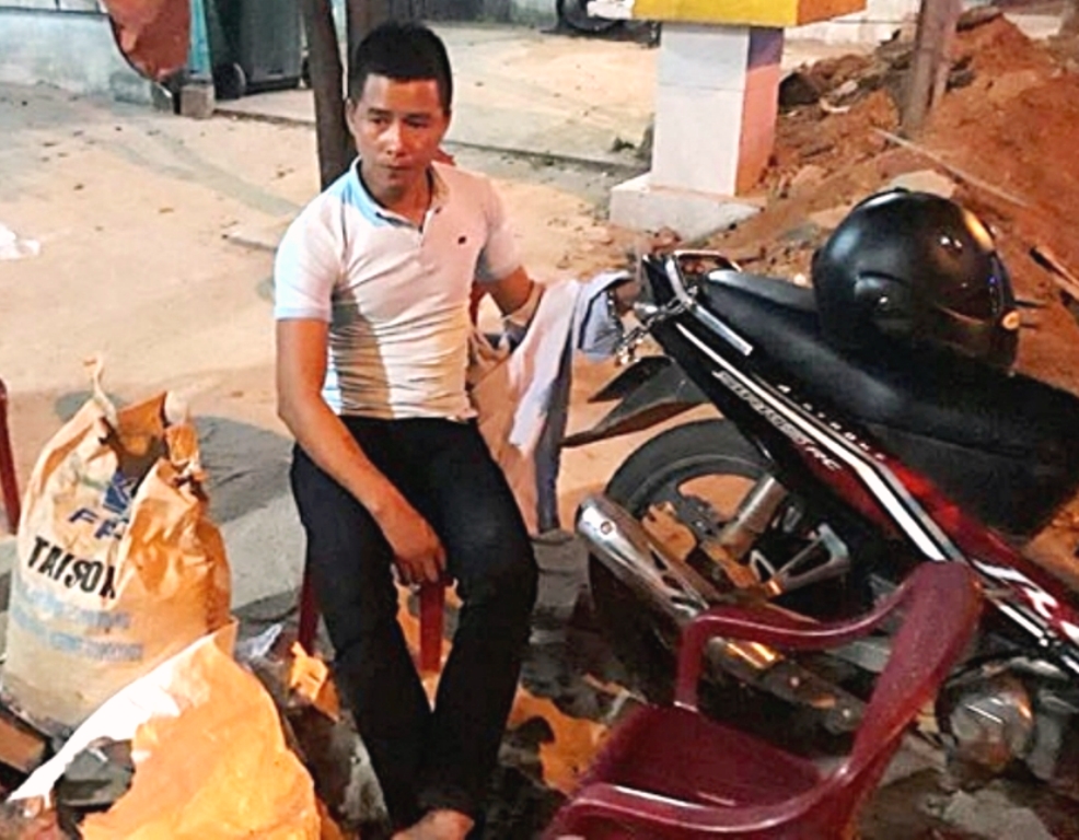 Quảng Nam: Bắt quả tang đối tượng vận chuyển chất độc cyanua tổng khối lượng 75 kg lên bãi vàng