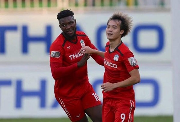 Văn Toàn tỏa sáng, HAGL giành chọn 3 điểm trên sân nhà