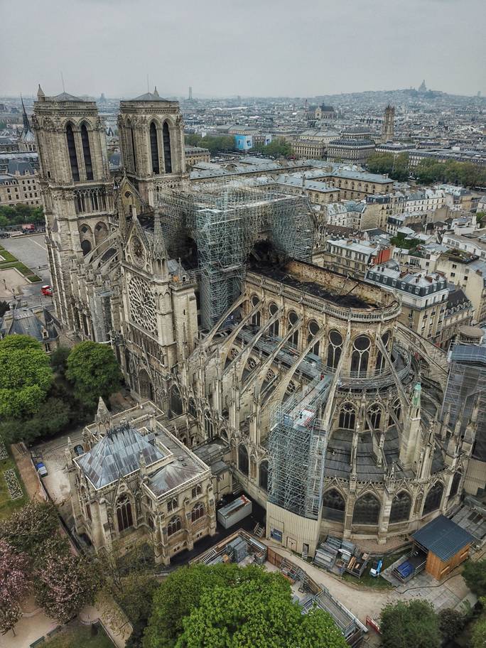 Một số hình ảnh mới công bố của nhà thờ Đức Bà sau hỏa hoạn