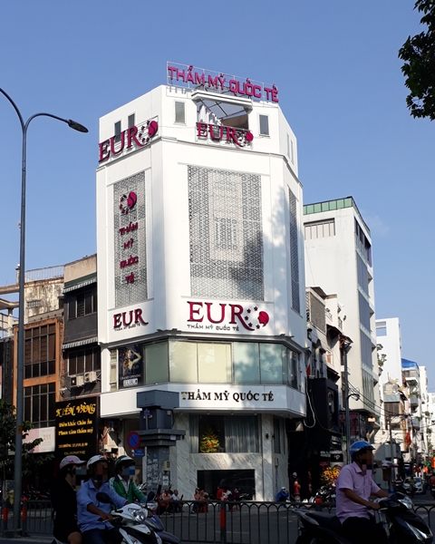 TP.HCM: “Loạn” cơ sở thẩm mỹ, làm đẹp quảng cáo không phép