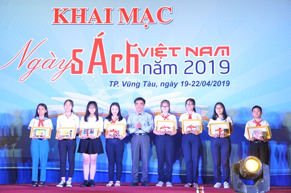BR-VT: Nhiều hoạt động ý nghĩa hưởng ứng Ngày sách Việt Nam - Hình 2