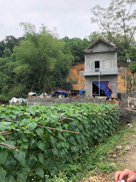 UBND xã Sào Báy (Kim Bôi- Hòa Bình) làm ngơ cho việc lấn chiếm kênh mương nội đồng?