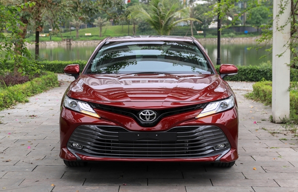 Toyota Camry 2019 chính thức ra mắt tại thị trường Việt Nam - Hình 2