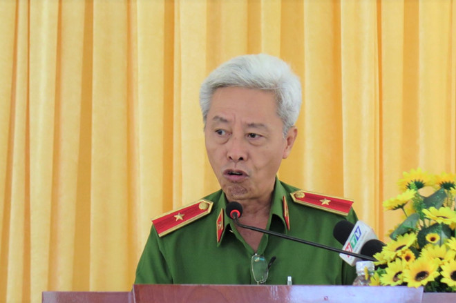 Thiếu tướng Phan Anh Minh: 