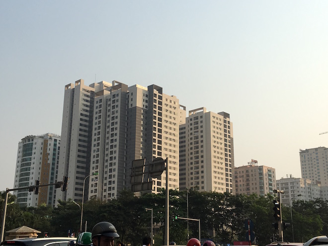 Chậm tiến độ 1 năm, cư dân Việt Đúc Complex vẫn chưa thể về ở