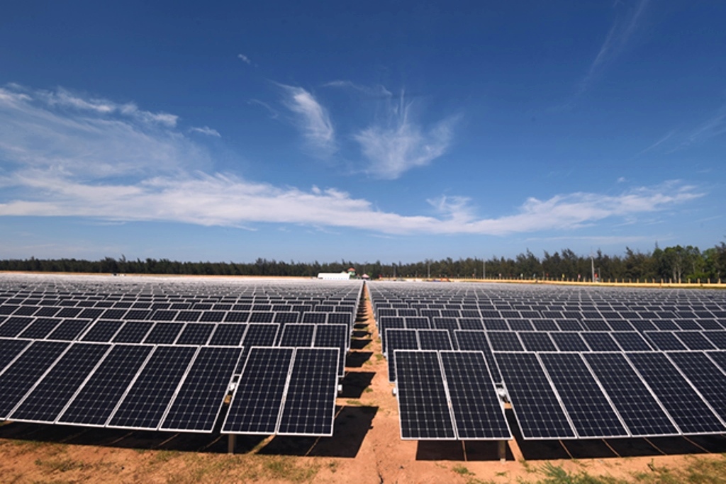 Quảng Ngãi: Khánh thành Nhà máy điện mặt trời đầu tiên của cả nước gần 1.000 tỷ đồng - Hình 3