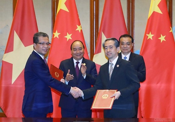 Thủ tướng Nguyễn Xuân Phúc hội đàm với Thủ tướng Trung Quốc Lý Khắc Cường - Hình 4