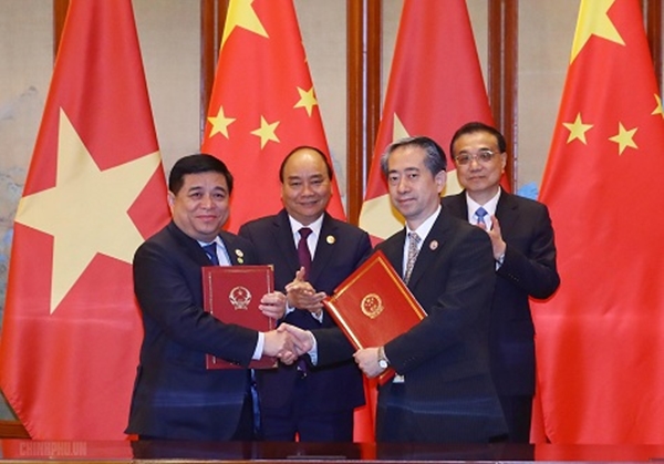 Thủ tướng Nguyễn Xuân Phúc hội đàm với Thủ tướng Trung Quốc Lý Khắc Cường - Hình 3