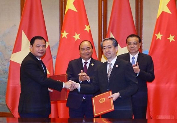 Thủ tướng Nguyễn Xuân Phúc hội đàm với Thủ tướng Trung Quốc Lý Khắc Cường - Hình 5