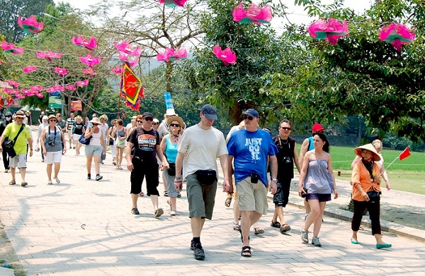 Gần 6 triệu lượt khách quốc tế đến Việt Nam trong 4 tháng đầu năm 2019