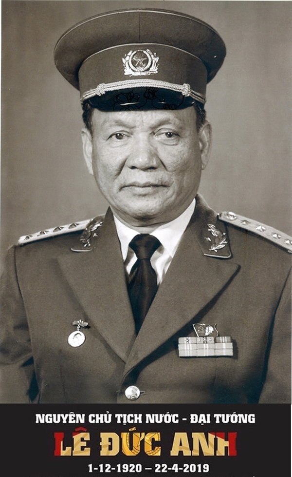 TP.HCM ra thông báo Quốc tang nguyên Chủ tịch nước Lê Đức Anh