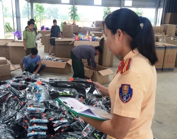 Thanh Hóa: Thu giữ 730 khẩu súng đồ chơi bạo lực đang vận chuyển đi tiêu thụ