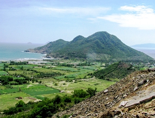 Sau gần 1 năm ‘đóng băng’, đất tại Bắc Vân Phong được giao dịch trở lại