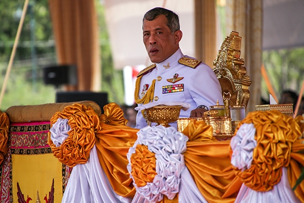 Các nghi thức đặc biệt trong lễ đăng quang của Nhà vua Thái - Hình 1