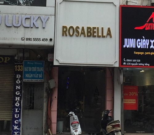 Hà Nội: Bộ Y tế chưa cấp phép, TMV RosaBella đã công khai quảng cáo, thực hiện dịch vụ truyền trắng