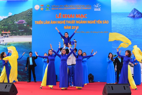 Festival Biển Nha Trang- Khánh Hòa 2019: Triển lãm ãnh nghệ thuật ngành nghề Yến sào - Hình 1