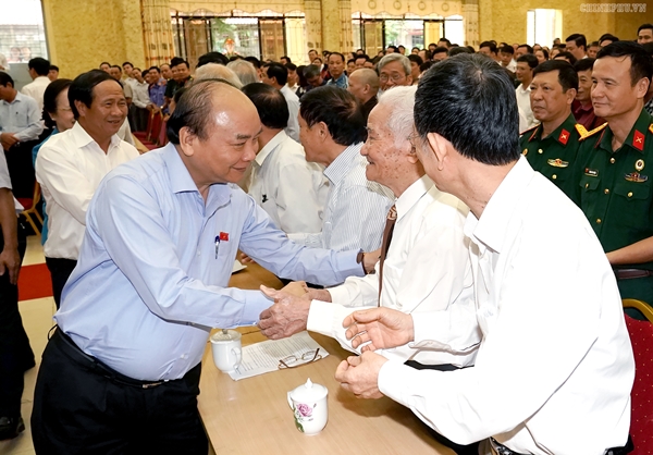 Thủ tướng tiếp xúc cử tri tại Kiến Thuỵ, Hải Phòng - Hình 3