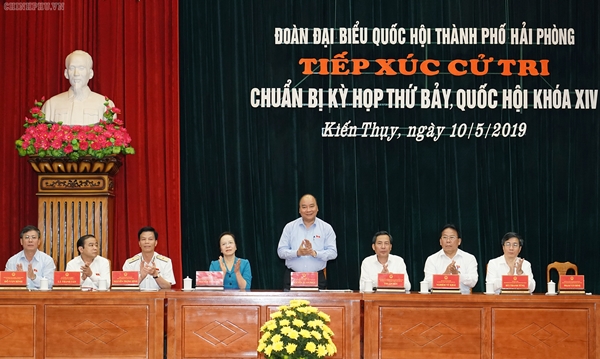 Thủ tướng tiếp xúc cử tri tại Kiến Thuỵ, Hải Phòng - Hình 4