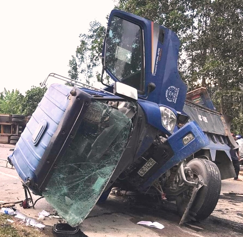 Đà Nẵng: Tai nạn liên hoàn khiến đường tránh Nam Hải Vân bị ách tắc nhiều giờ