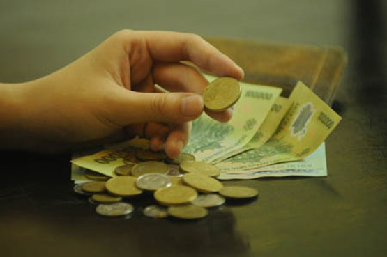 Phát hành tiền xu thất bại, liệu có lãng phí?