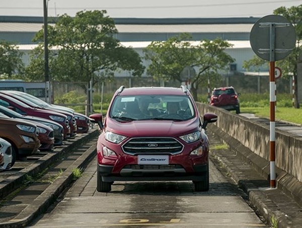 Triệu hồi gần 200 chiếc xe Ford EcoSport tại Việt Nam để sửa lỗi ghế trước - Hình 1
