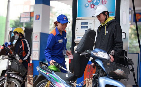 Giá xăng, dầu giảm nhẹ từ 15h chiều nay