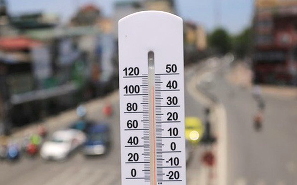 Đà Nẵng: Nắng nóng đến 40 độ trong 2 ngày 18 và 19/5 - Hình 2