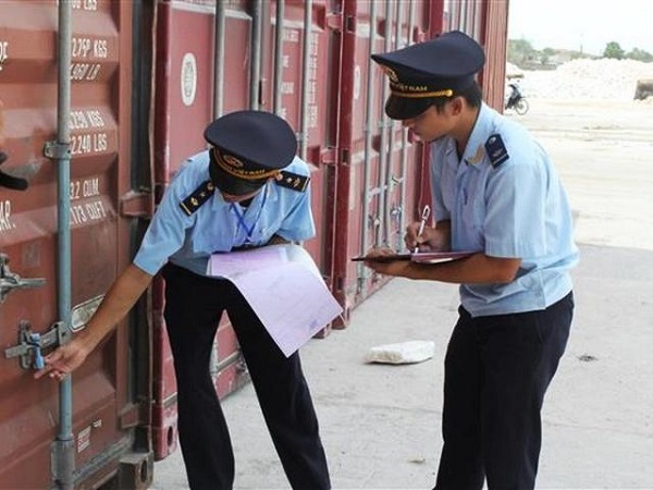 Hải quan Nghệ An: Công bố 50 doanh nghiệp nợ thuế