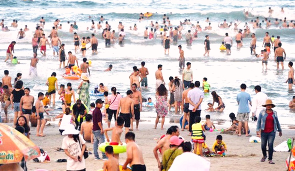 Đà Nẵng: Cảnh báo tia tử ngoại cao do nắng nóng đến 40 độ C - Hình 2