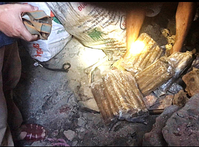 Quảng Nam: Điều tra nhóm khai thác vàng trái phép tại Núi Chúa