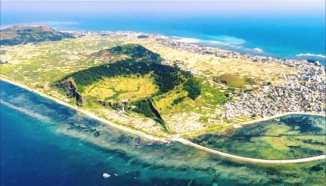 Quảng Ngãi: 100 phi công trong và ngoài nước, tham dự “Giải Dù lượn Việt Nam mở rộng 2019” - Hình 2