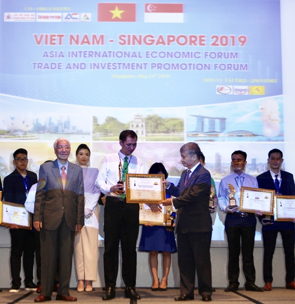 Mai Linh lọt ‘Top 10 thương hiệu được tin dùng nhất ASIAN’ 2019