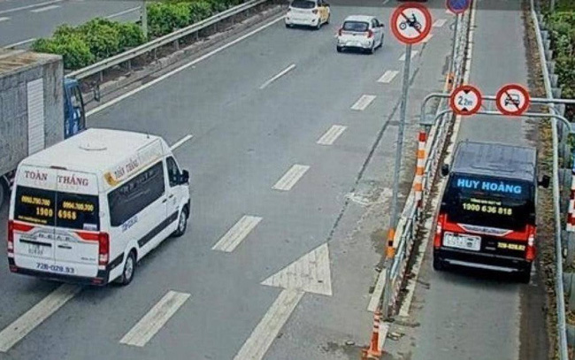 Vì sao nhiều ô tô ngang nhiên lấn làn xe máy trên cao tốc?