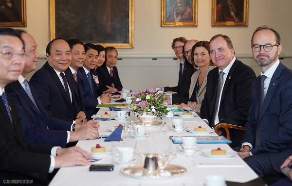 Thủ tướng Nguyễn Xuân Phúc hội đàm với Thủ tướng Thụy Điển Stefan Löfven - Hình 1