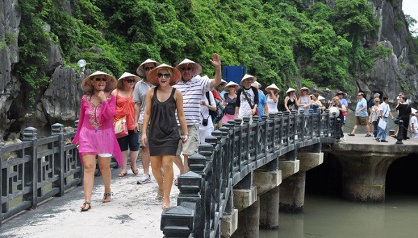 Việt Nam đón gần 7,3 triệu lượt khách quốc tế trong 5 tháng đầu năm 2019