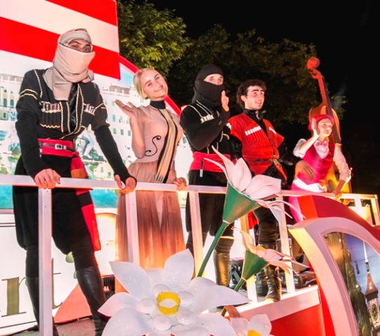 Đà Nẵng: Lễ hội Carnaval đường phố 2019 - Hình 2