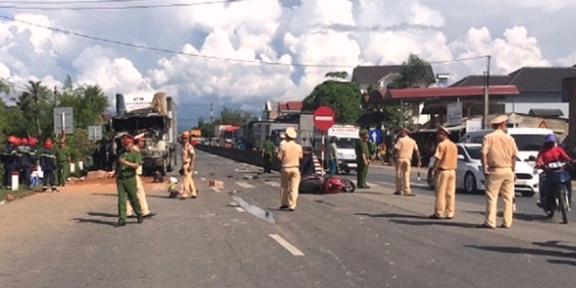 Thừa Thiên Huế: Tai nạn liên hoàn 3 người thương vong - Hình 1