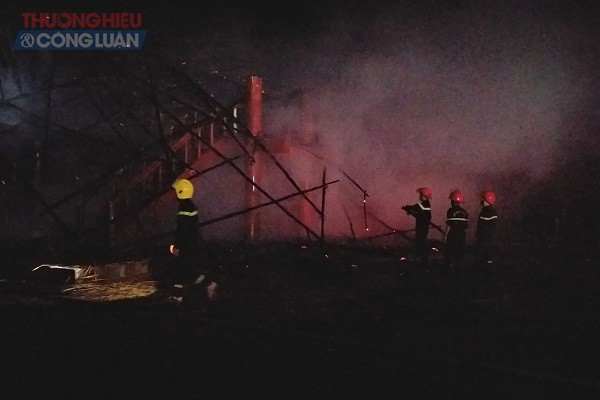 Kon Tum: Sét đánh cháy Nhà rông huyện Đăk Hà - Hình 2