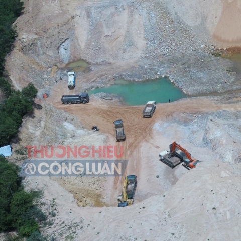 HTX CN XD&DV 26/3 (Đại Lộc, Quảng Nam: “Rút ruột” tài nguyên khoáng sản vô tội vạ? - Hình 2