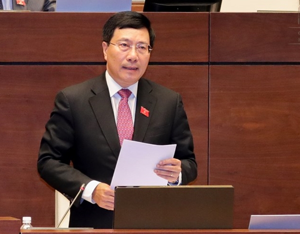 Sáng 6/6, Phó thủ tướng Phạm Bình Minh ngồi ‘ghế nóng’ trả lời chất vấn