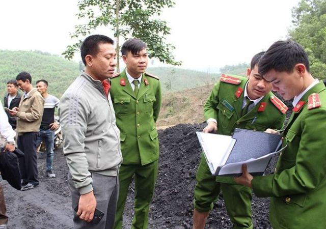 Hà Tĩnh: Một người bị phạt 70 triệu đồng vì khai thác than trái phép - Hình 2