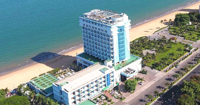 Bình Định: Sẽ chi hàng trăm tỷ đồng để di dời 3 khách sạn lớn bên bờ biển - Hình 2