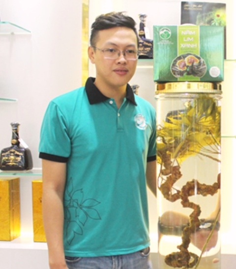 Đà Nẵng: Trưng bày củ sâm Ngọc Linh lớn nhất Việt Nam - Hình 1