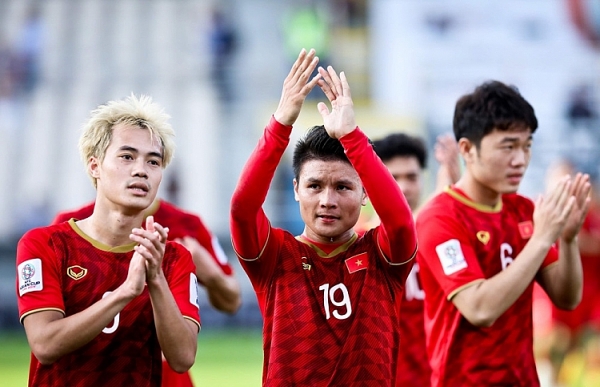 ĐT Việt Nam sẽ nhận được bao nhiêu tiền thưởng nếu vô địch King’s Cup 2019? - Hình 1