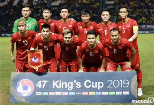 Công Phượng đá hỏng luân lưu, ĐT Việt Nam về nhì tại King's Cup 2019